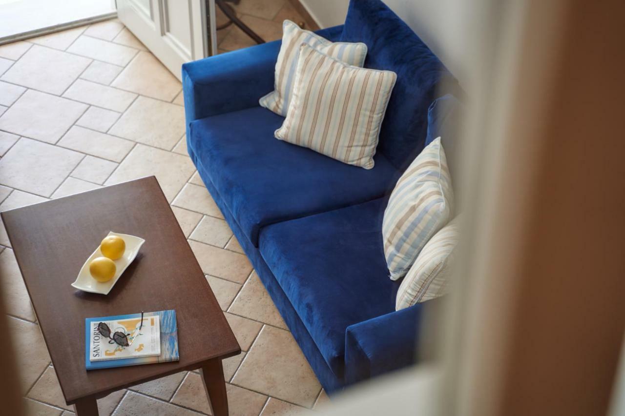 Mirabo Villas (Adults Only) ฟิรอสเตฟานี ภายนอก รูปภาพ